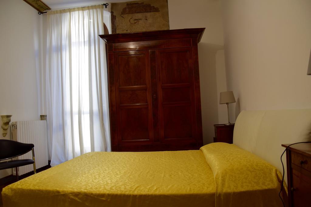 Ball Apartments Loc 04163 Verona Rum bild