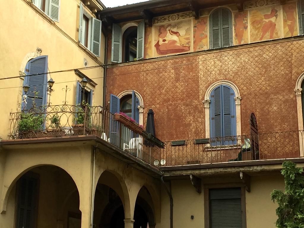 Ball Apartments Loc 04163 Verona Rum bild