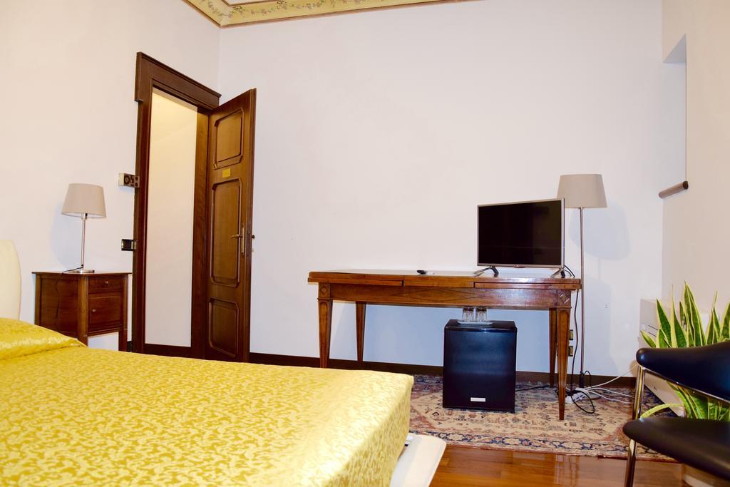 Ball Apartments Loc 04163 Verona Rum bild